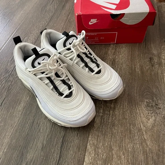 Nike Air Max 97 Summit White Black Sneakers Tennis Shoe 7 6.5 - Picture 10 of 10